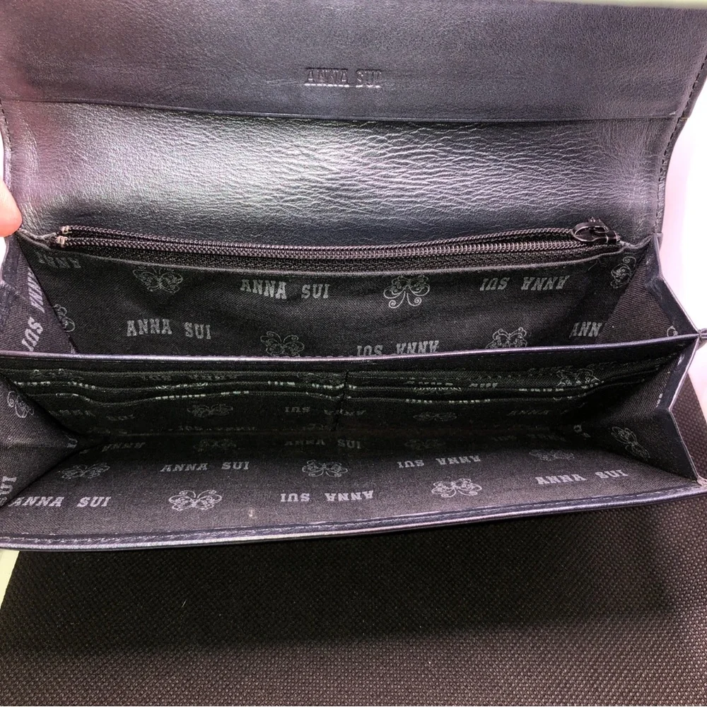 Anna Sui Dolce purple embossed kiss lock wallet